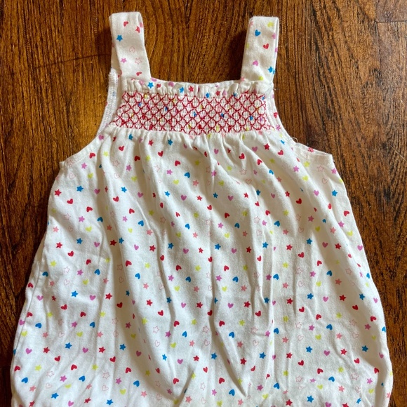 Adorable rainbow star bubble romper - Picture 1 of 4
